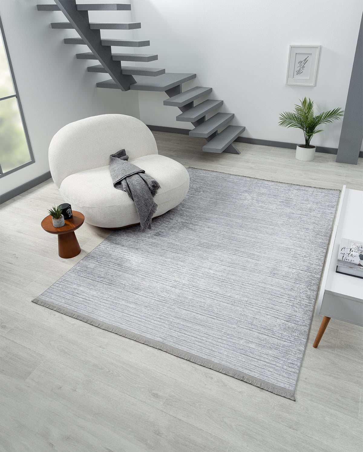 Line Grey 3174